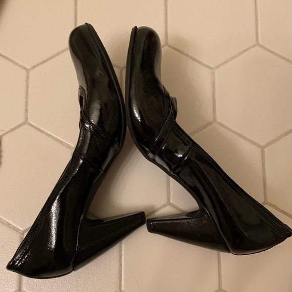 Stefany P. Black Patent Mary Janes - Picture 2 of 8